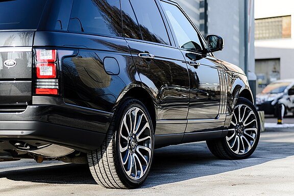 range_rover_960_720.jpg